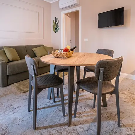 Luxury - Spa, Pool & Jacuzzi-wedding