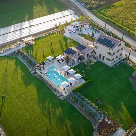 Luxury - Spa, Pool & Jacuzzi-wedding Appartement Civitanova Marche