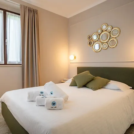 Luxury - Spa, Pool & Jacuzzi-wedding