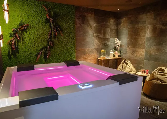 Luxury - Spa, Pool & Jacuzzi-wedding شقة